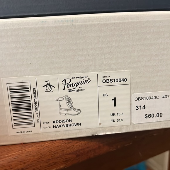 Penguin Unisex Boot - Picture 6 of 6